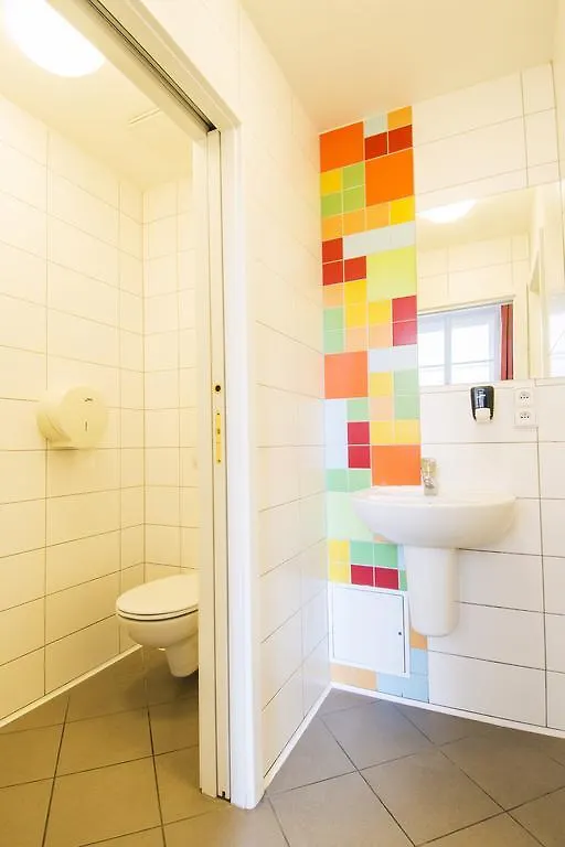 Hostel Safestay Prague Charles Bridge